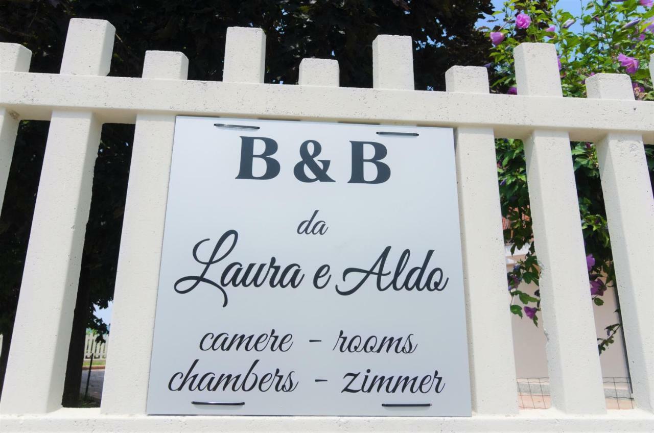 B&B Da Laura E Aldo Neive Esterno foto